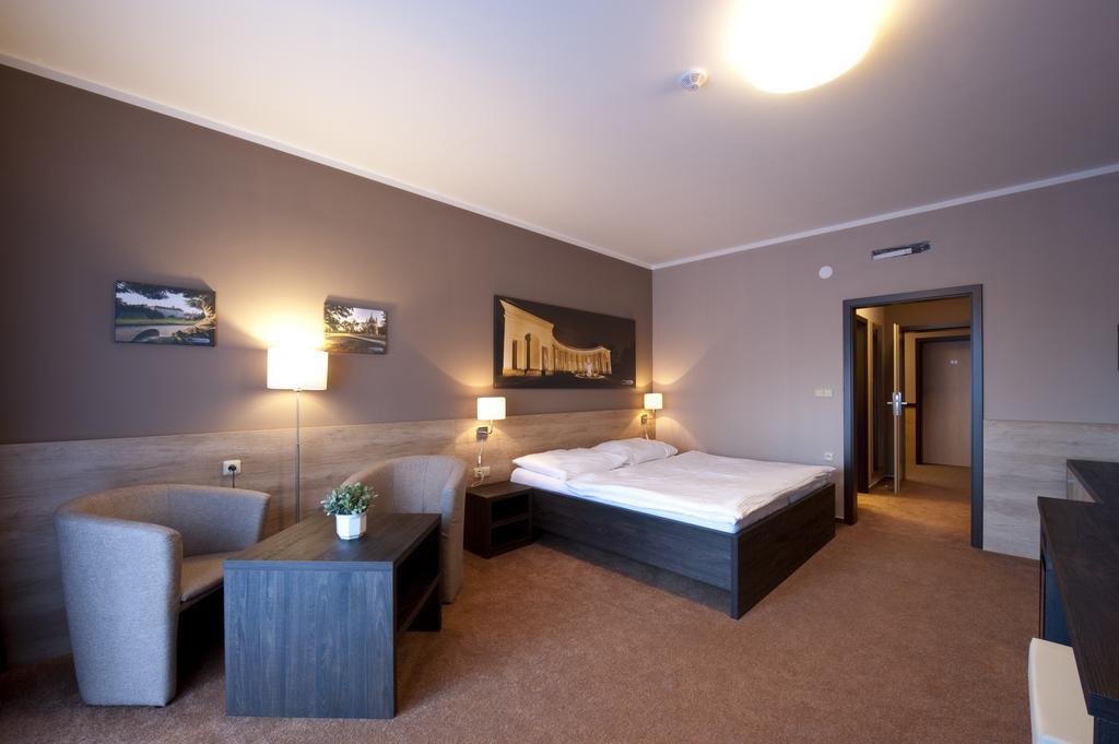 Vinarstvi U Kaplicky Hotel Zaječí Стая снимка